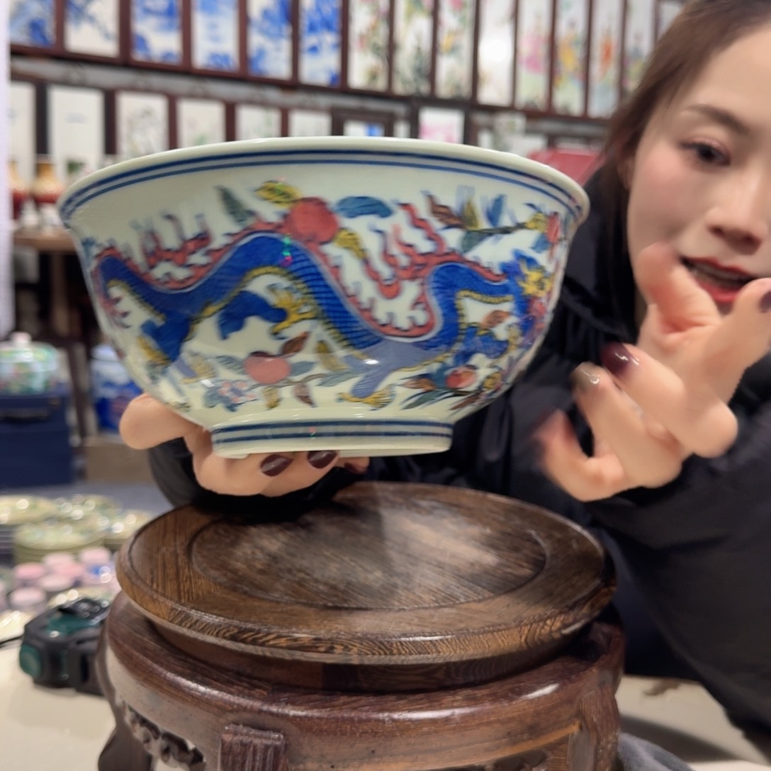 摆件瓷/////景德镇陶瓷瓷器。
