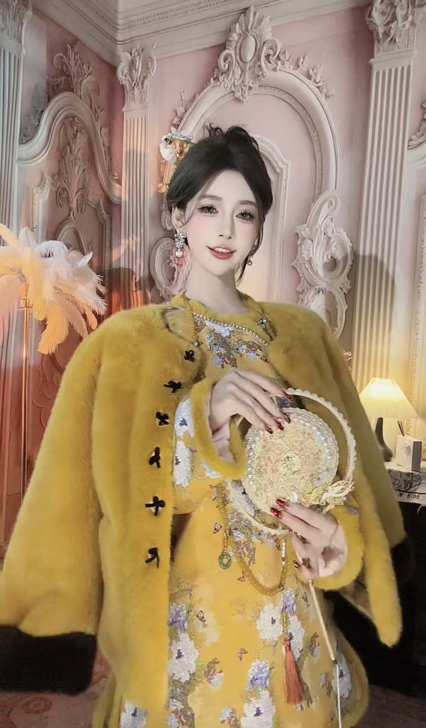 【崔】W0199加厚短款保暖女短外套大衣冬季宽松韩版时尚外套气质