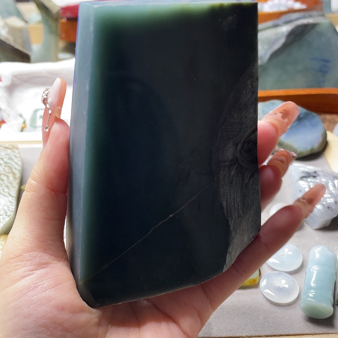 翡翠裸石泽料子不包工