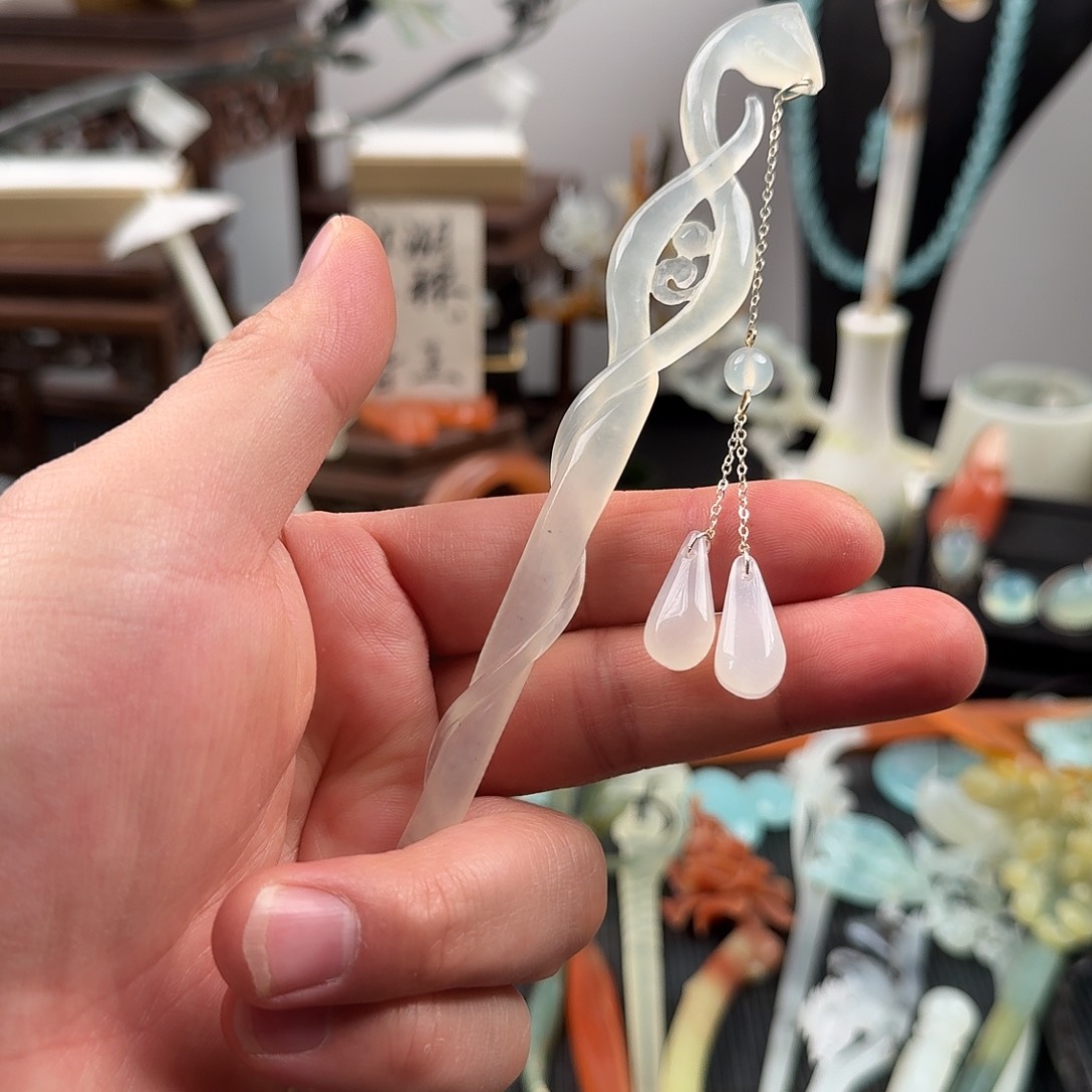 蛇纹石玉未镶嵌发饰