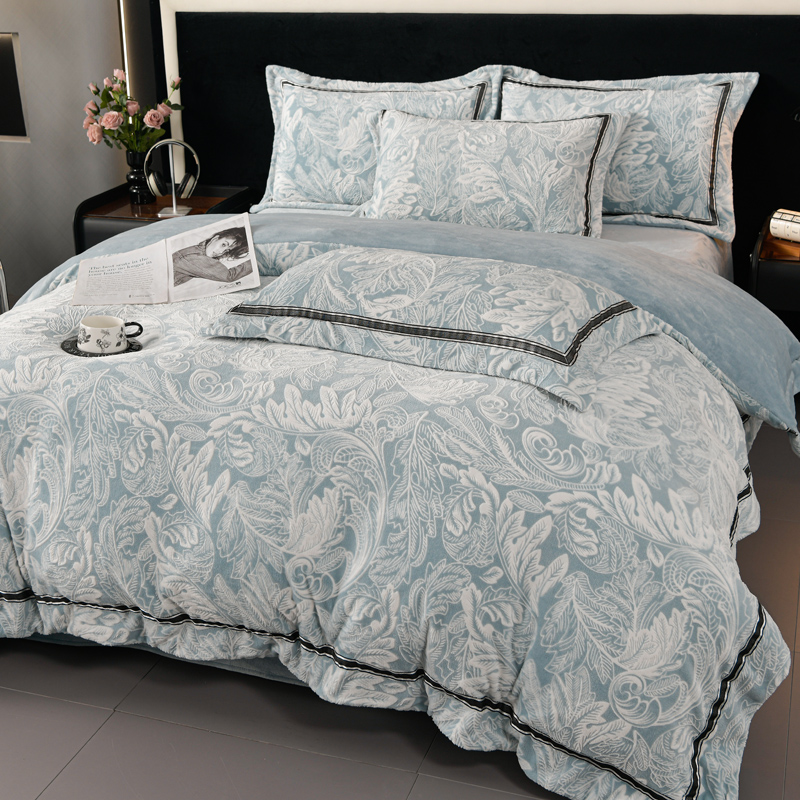 冬季加厚牛奶绒四件套浮雕刺绣床单被套保暖