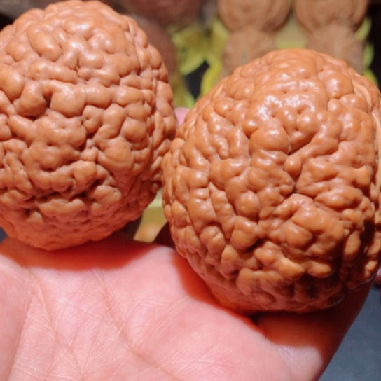 文玩核桃把件脑纹金刚