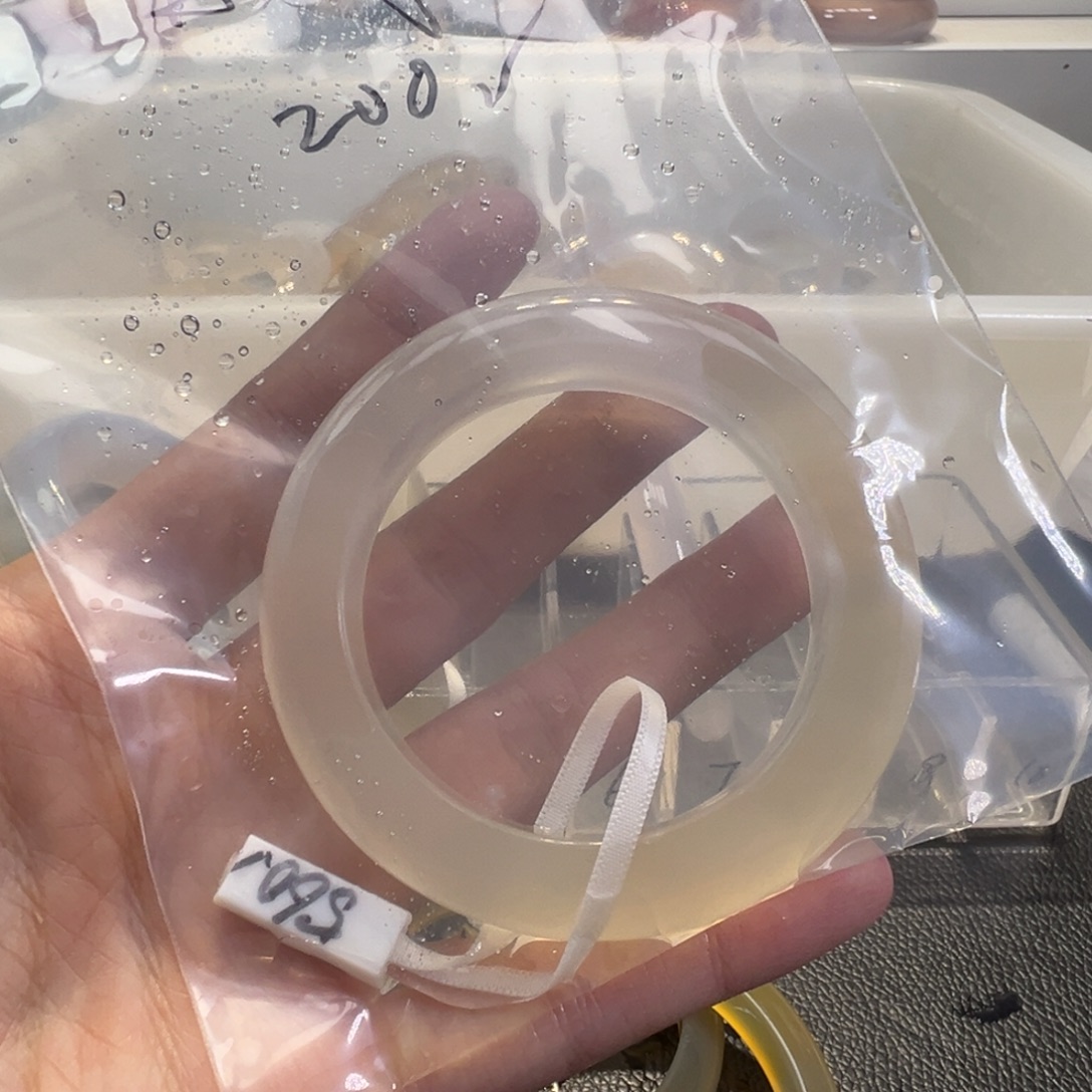 A****玛瑙/玉髓未镶嵌手镯