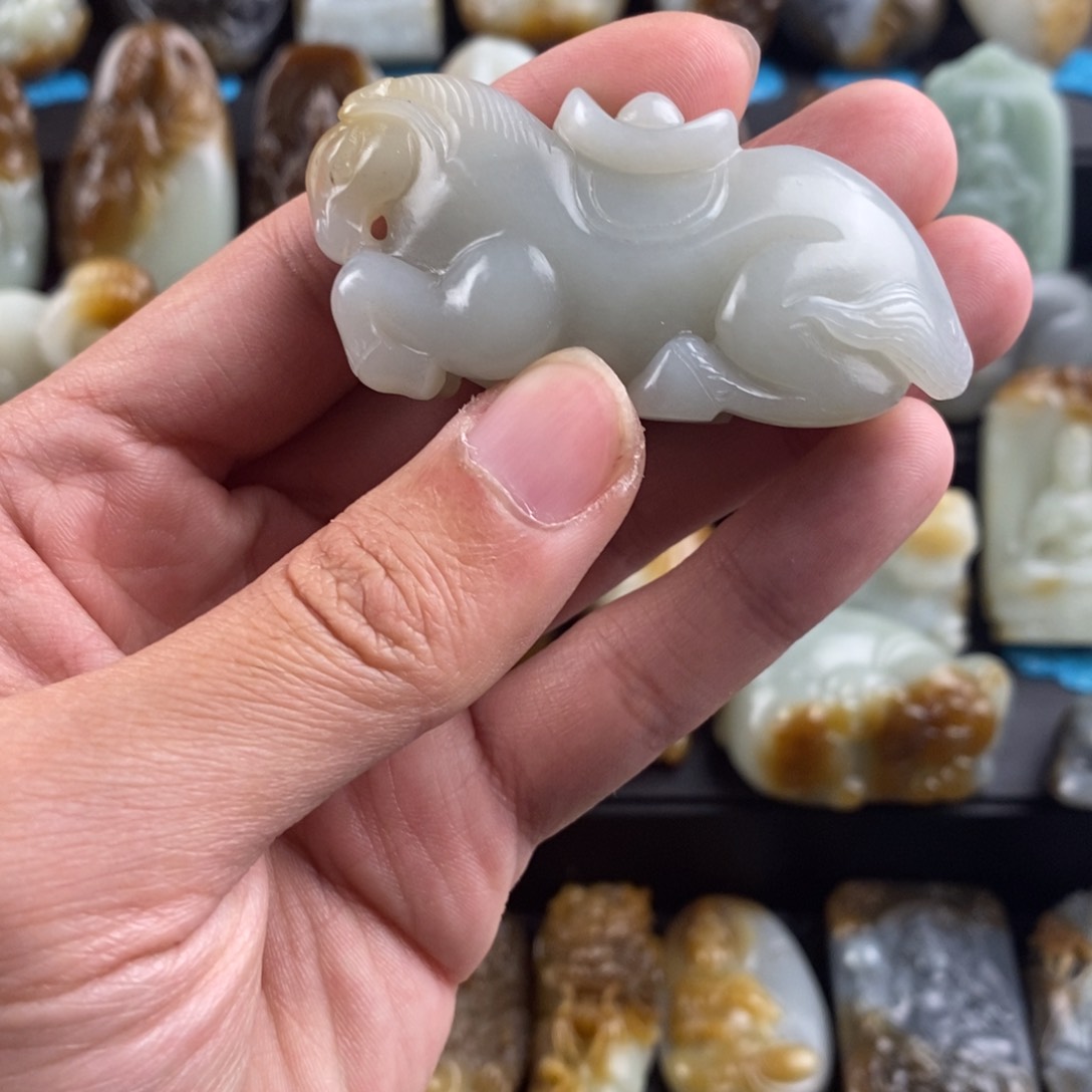 和田玉挂件未镶嵌