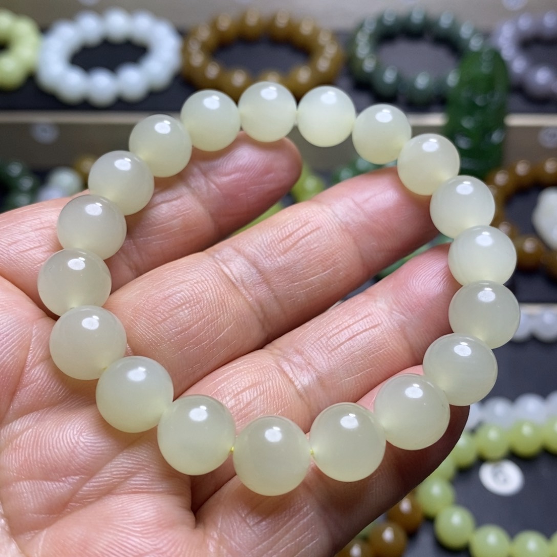 和田玉手串未镶嵌