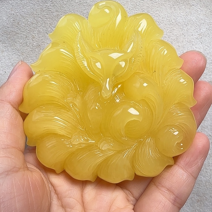 蜜蜡未镶嵌珠宝奇石