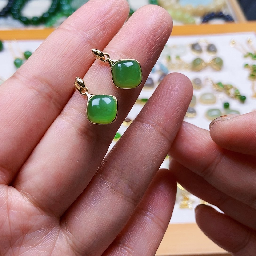 和田玉耳饰银S925镶嵌