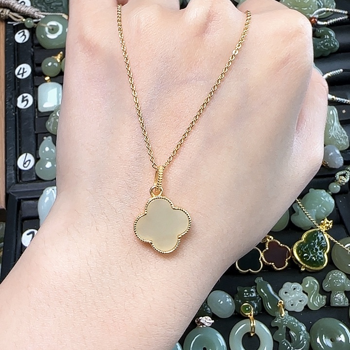 和田玉银S925镶嵌颈饰送链子送绳