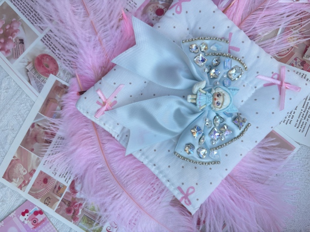 奶油胶蕾丝飘带蝴蝶结一个