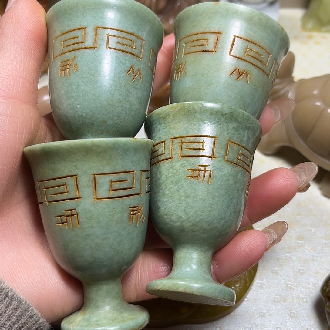 白玉菩提吊坠范*瑞白玉菩提吊坠