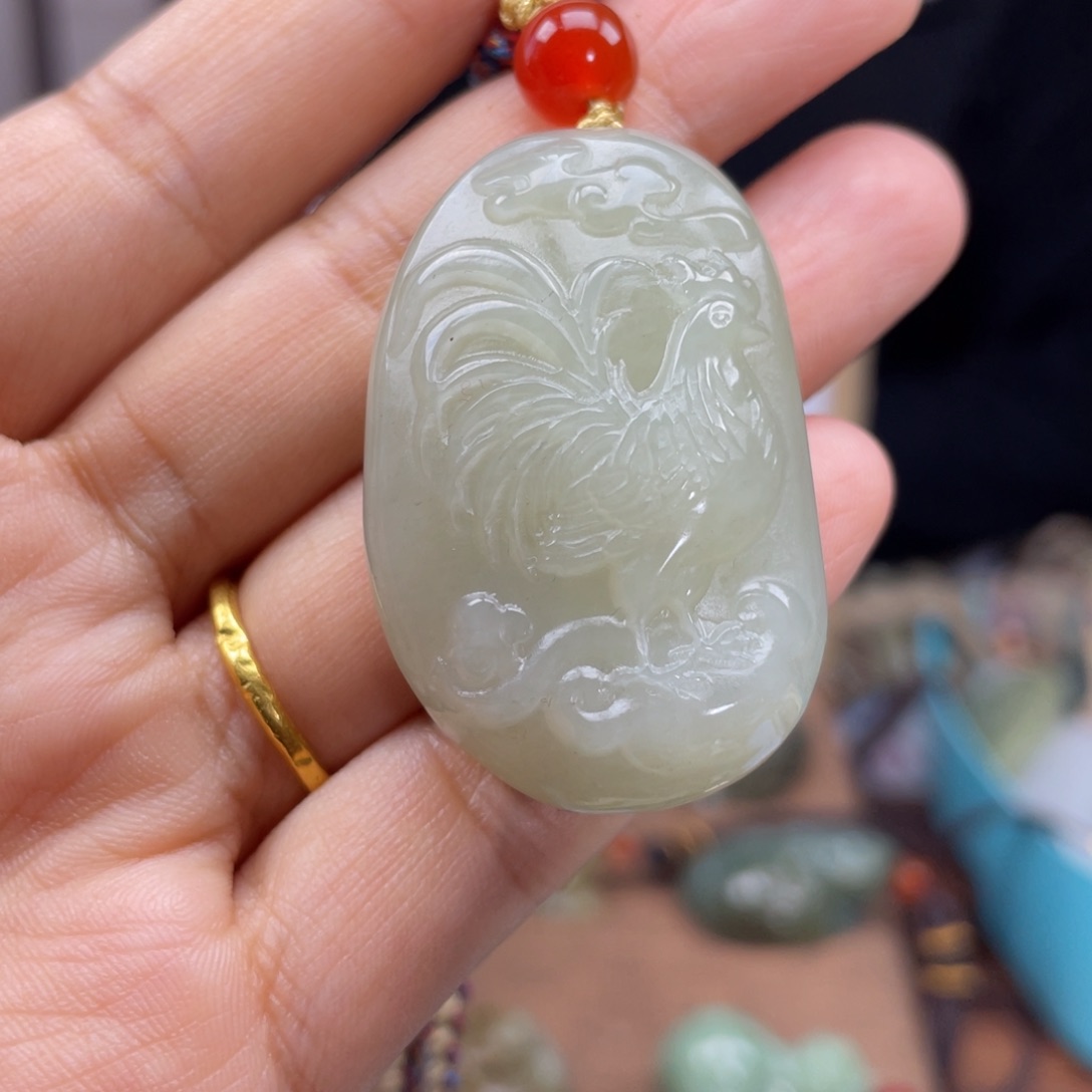 和田玉颈饰未镶嵌