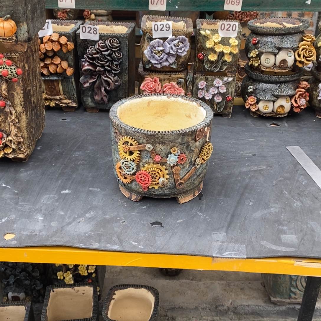 红陶青藤花器多肉花盆