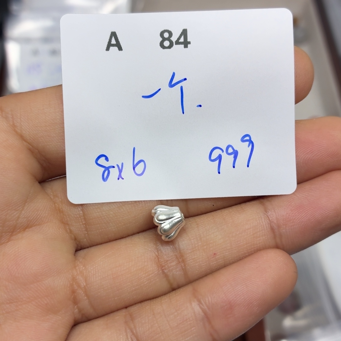 足银A84。          