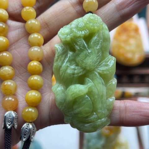 岫玉挂件未镶嵌挂件