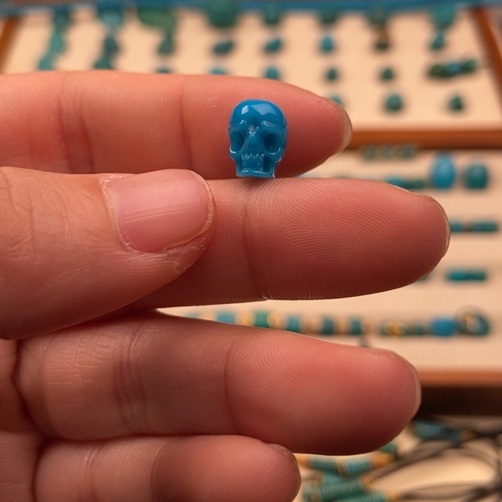 绿松石配饰未镶嵌