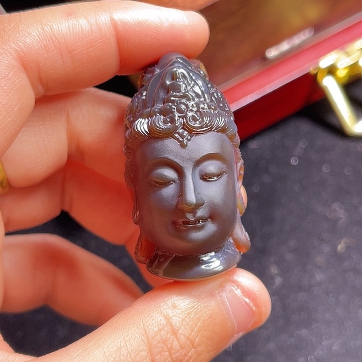 琥珀颈饰未镶嵌幸****淡福利，精美佛头