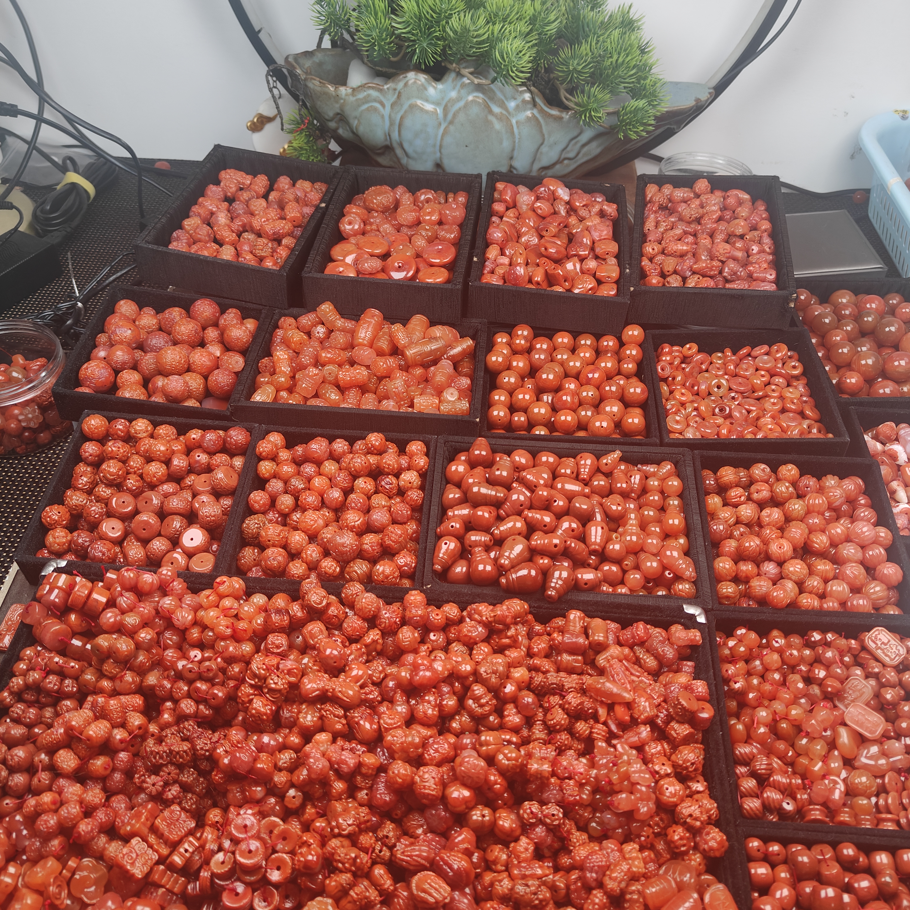 南红配饰一物一拍扣数