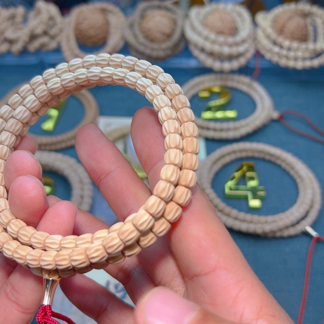 W***·吊坠柏香籽/百香籽