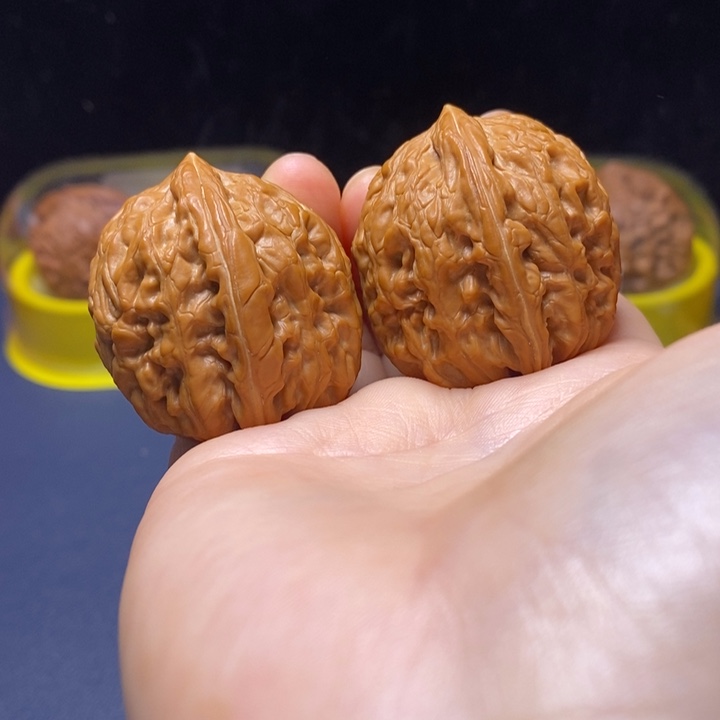 文玩核桃把件35乾坤鼎