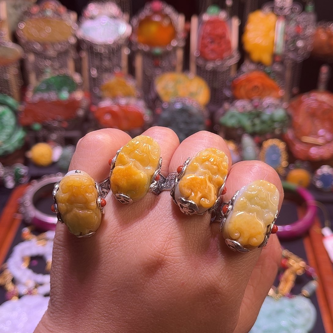 翡翠未镶嵌戒指新款福利任选一