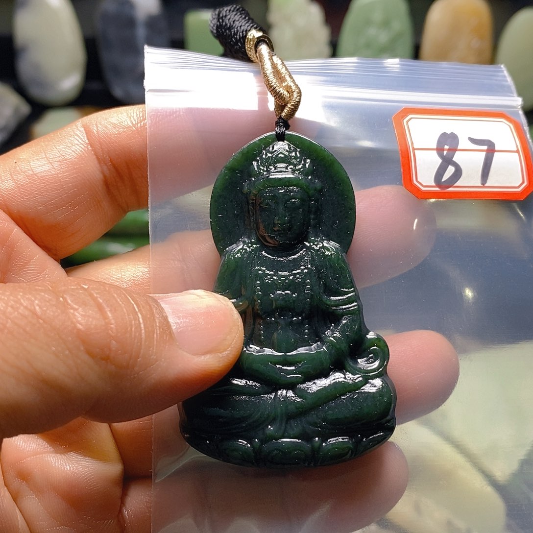 大***瘩和田玉（糖玉）未镶嵌珠宝半成品