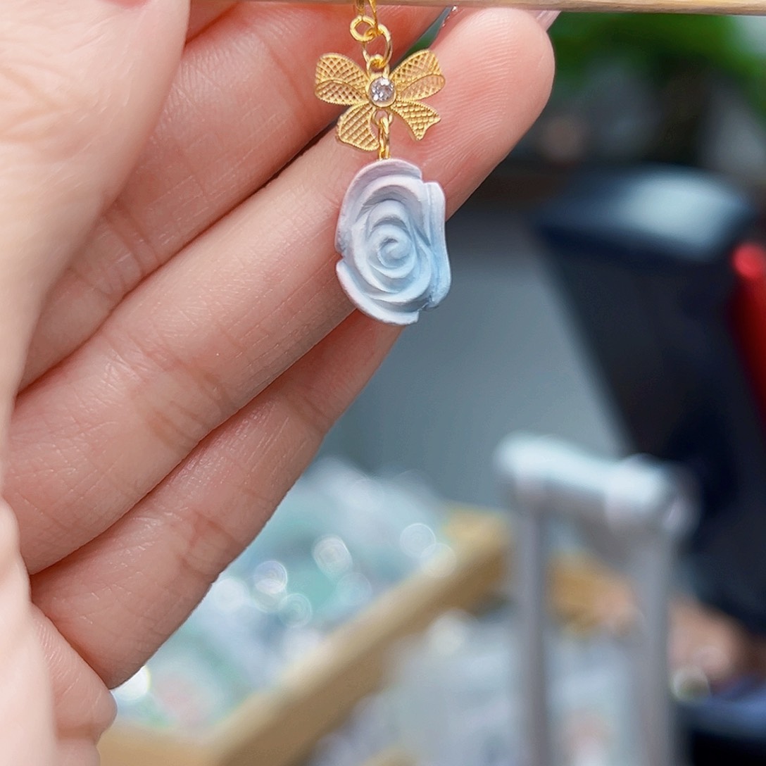 绿松石珠宝奇石18K金镶嵌