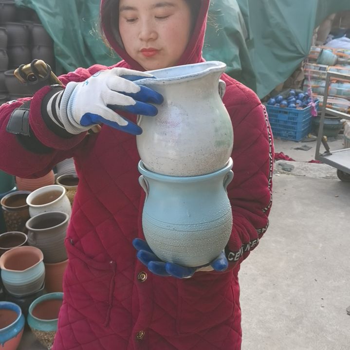 红陶口15高17瑕疵两