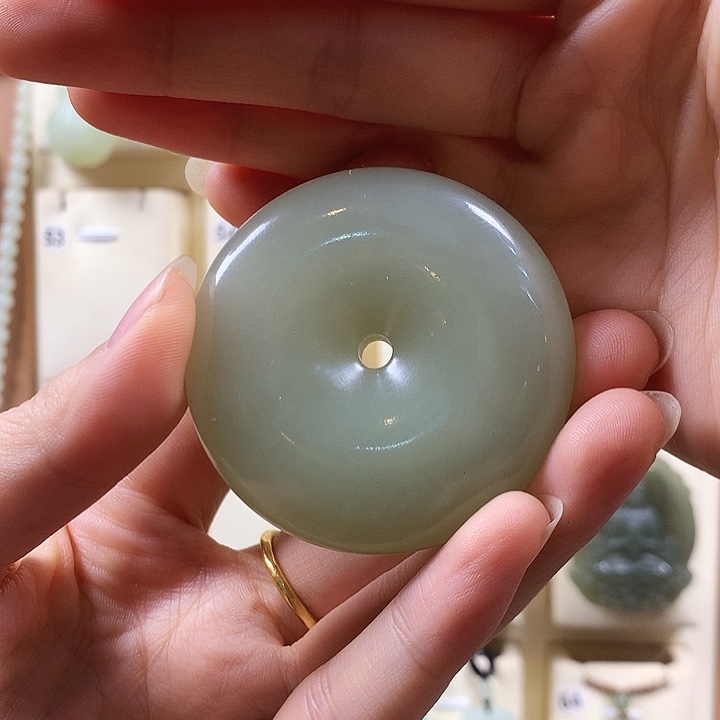 颈饰未镶嵌和田玉小*桥