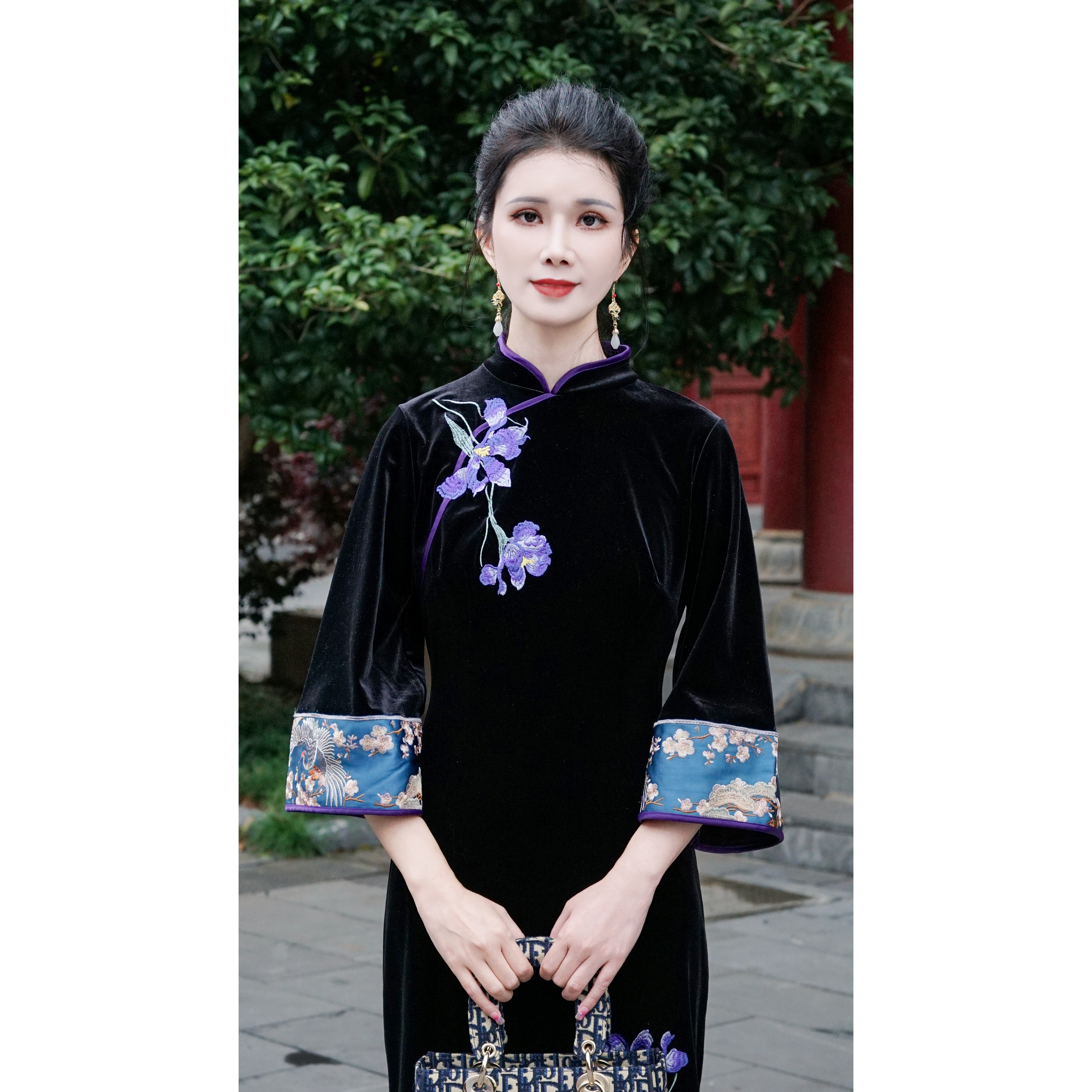 「南湘婉」新中式黑色丝绒复古重工刺绣改良旗袍连衣裙 兰妃娘