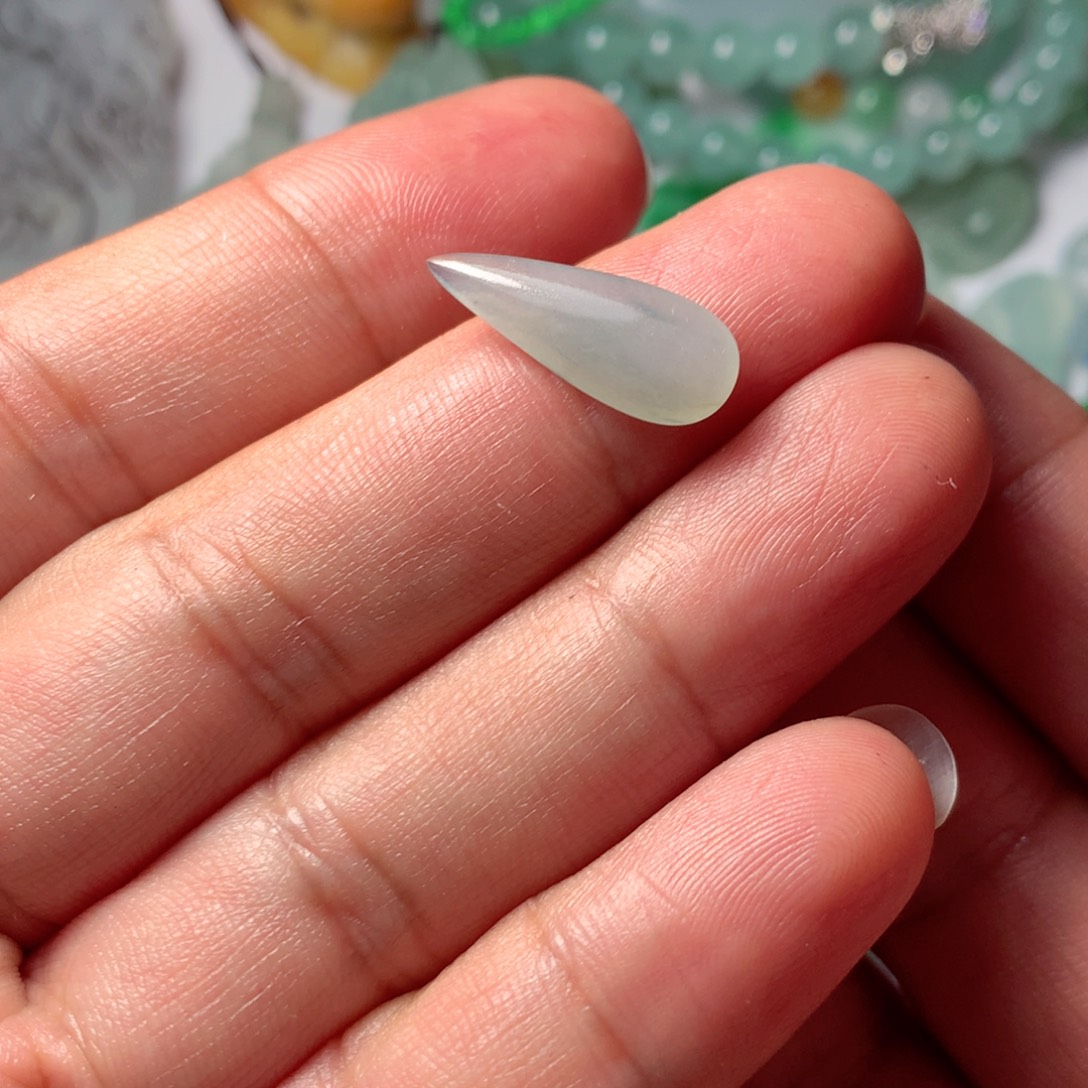 定制翡翠未镶嵌包工