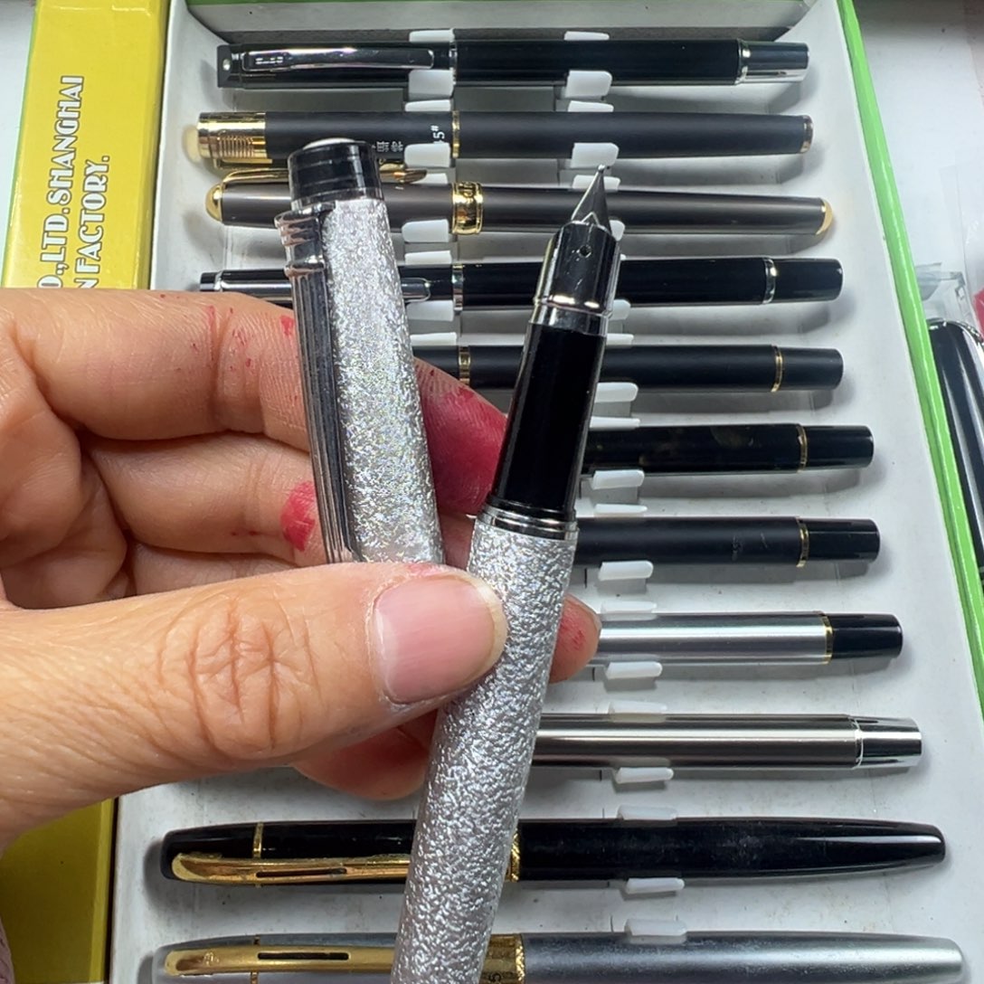 便携式银色皱纹漆异形笔尖可用墨囊