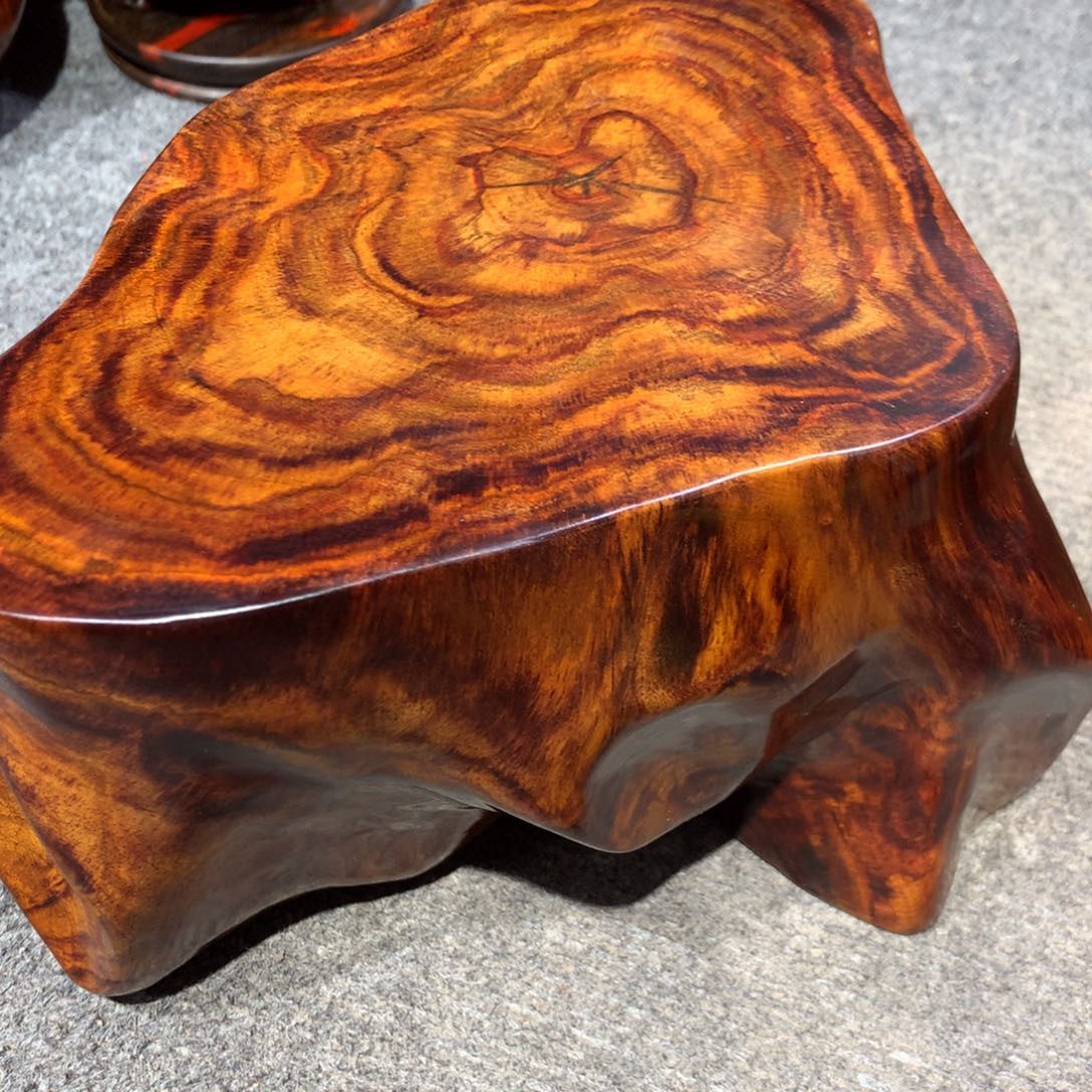 用***1木越黄紫料大底座。