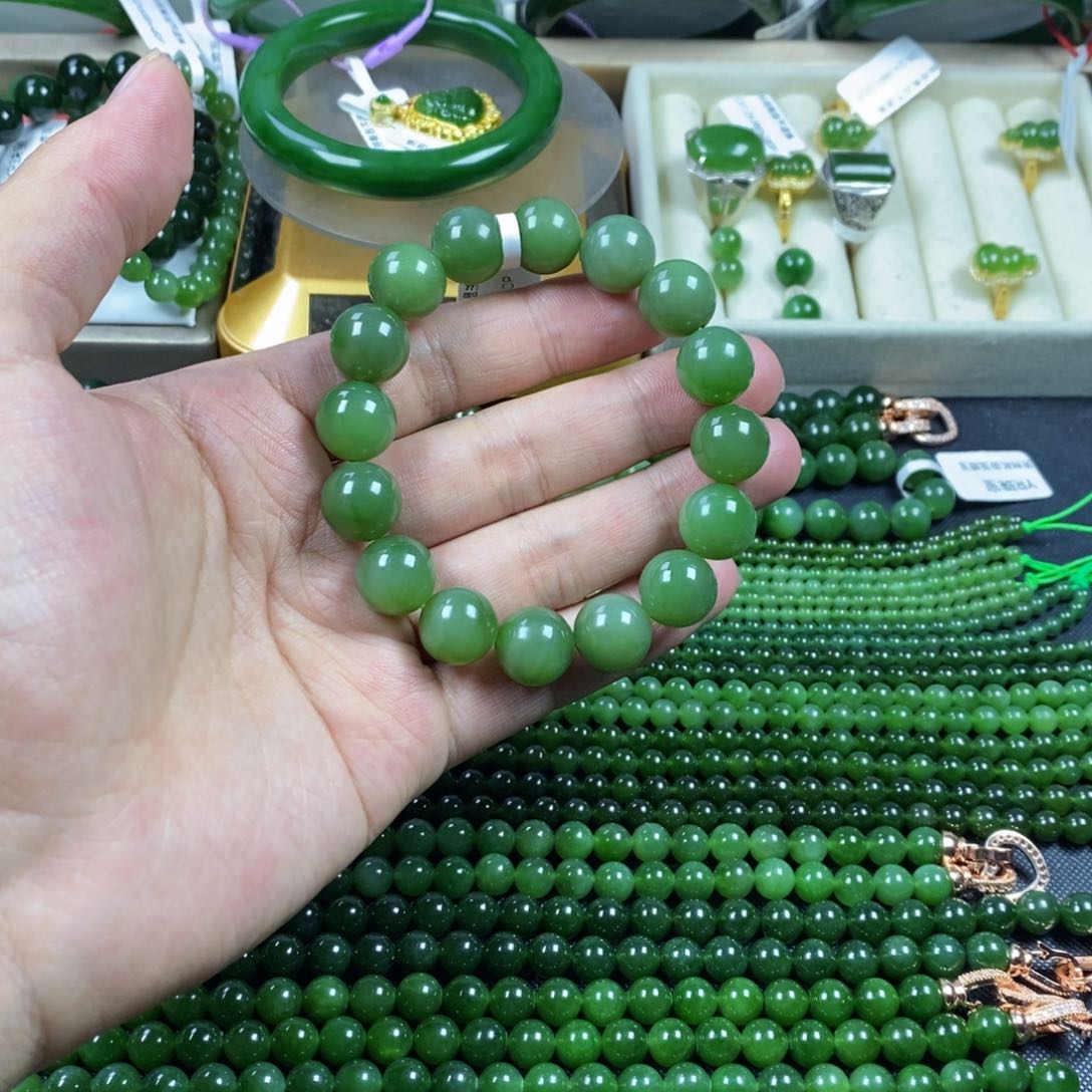 和田玉（碧玉）手串未镶嵌就*默卡13