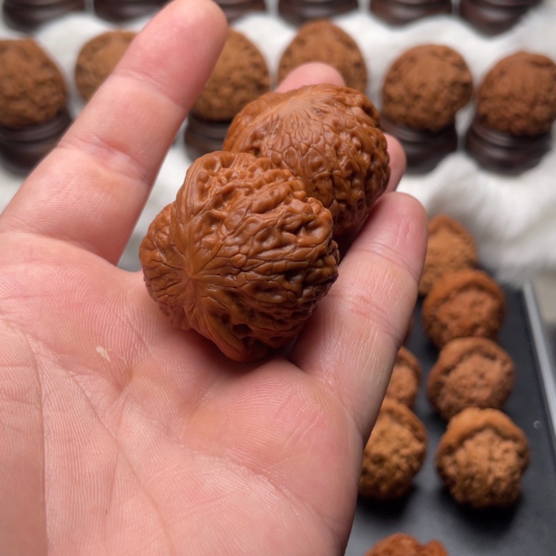 文玩核桃吊坠B***Y铁锤