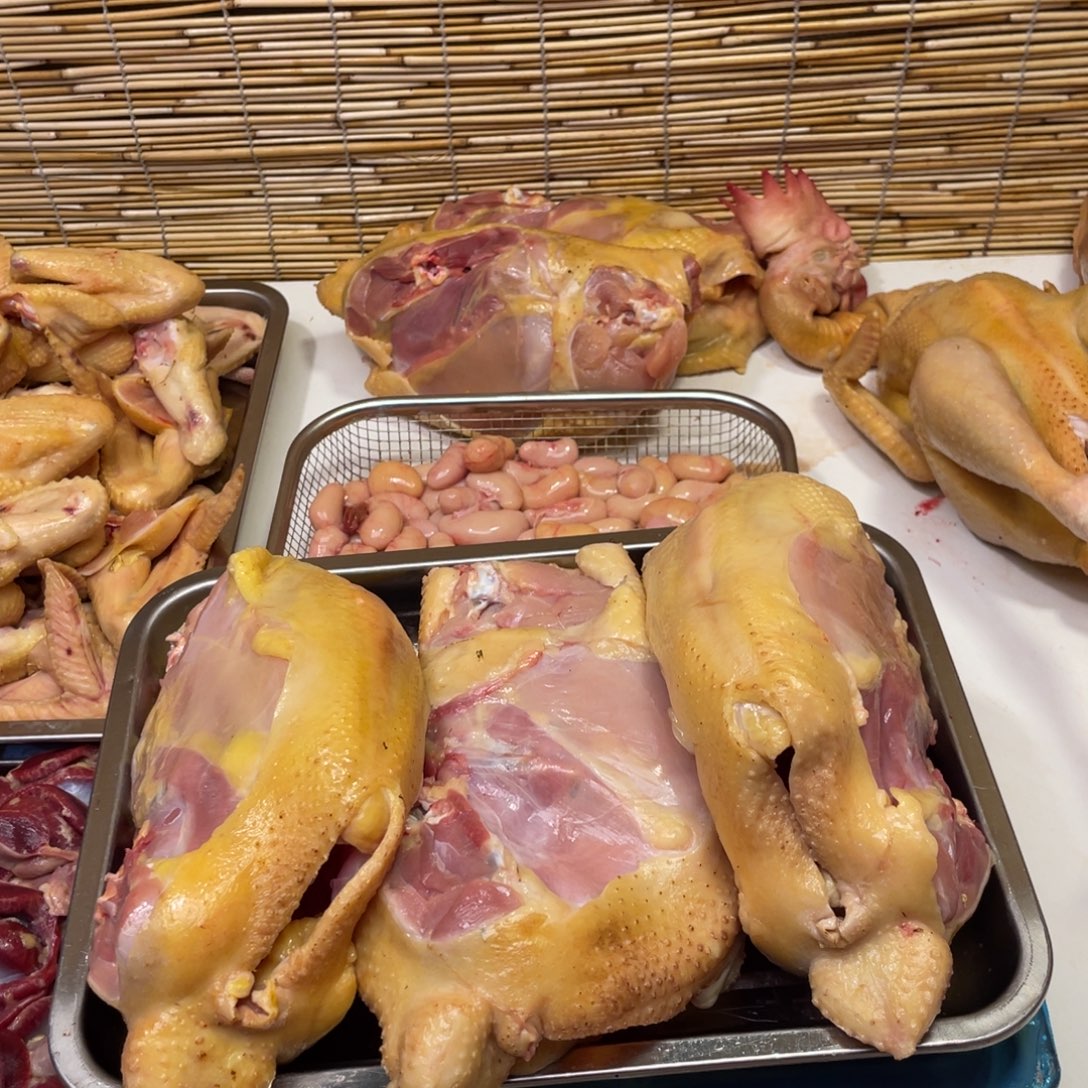 3食用农产品鸡肉架7.71斤