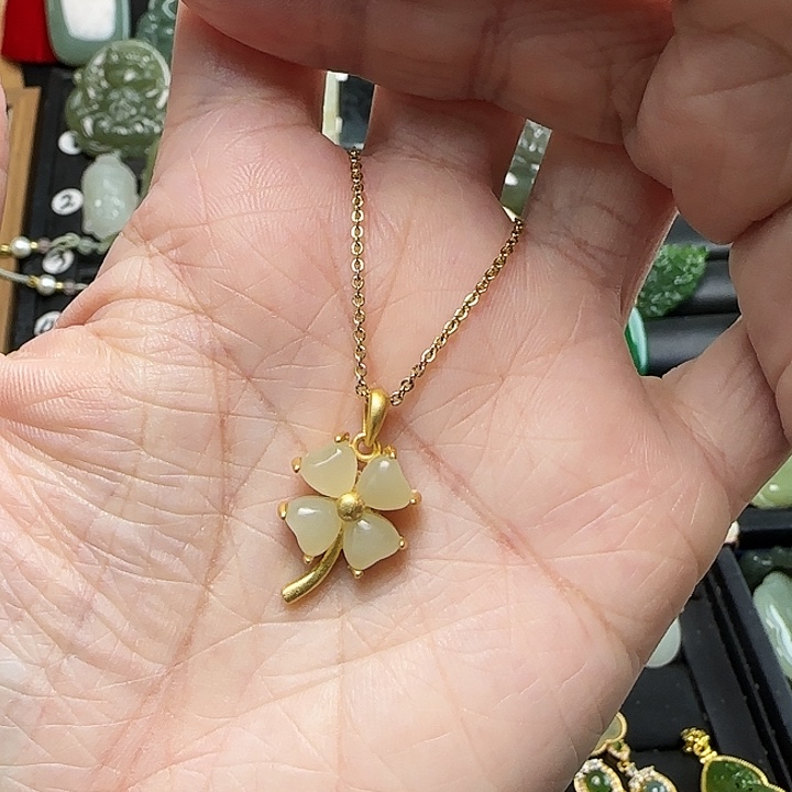 颈饰银S925镶嵌和田玉