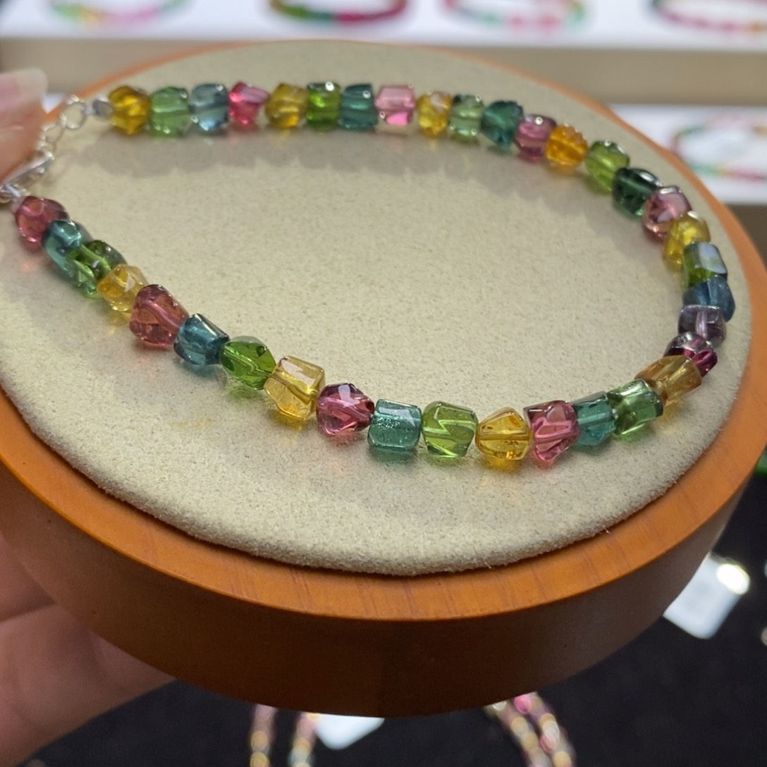 【闪购商品】碧玺手串未镶嵌两天看货期