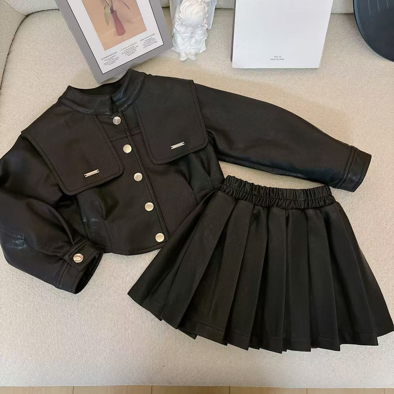 女童2025秋季小女孩韩版时髦机车服儿童皮衣外套百褶裙两件套