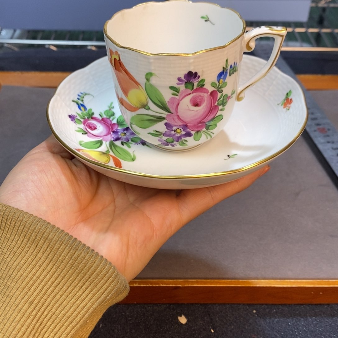 瓷器哈哈哈哈哈哈哈