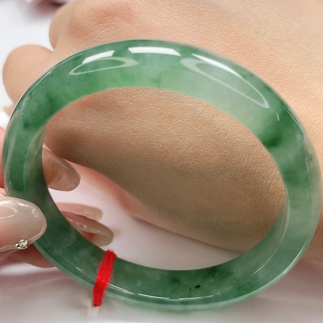 【闪购商品】翡翠手镯未镶嵌缅甸天然A货翡翠