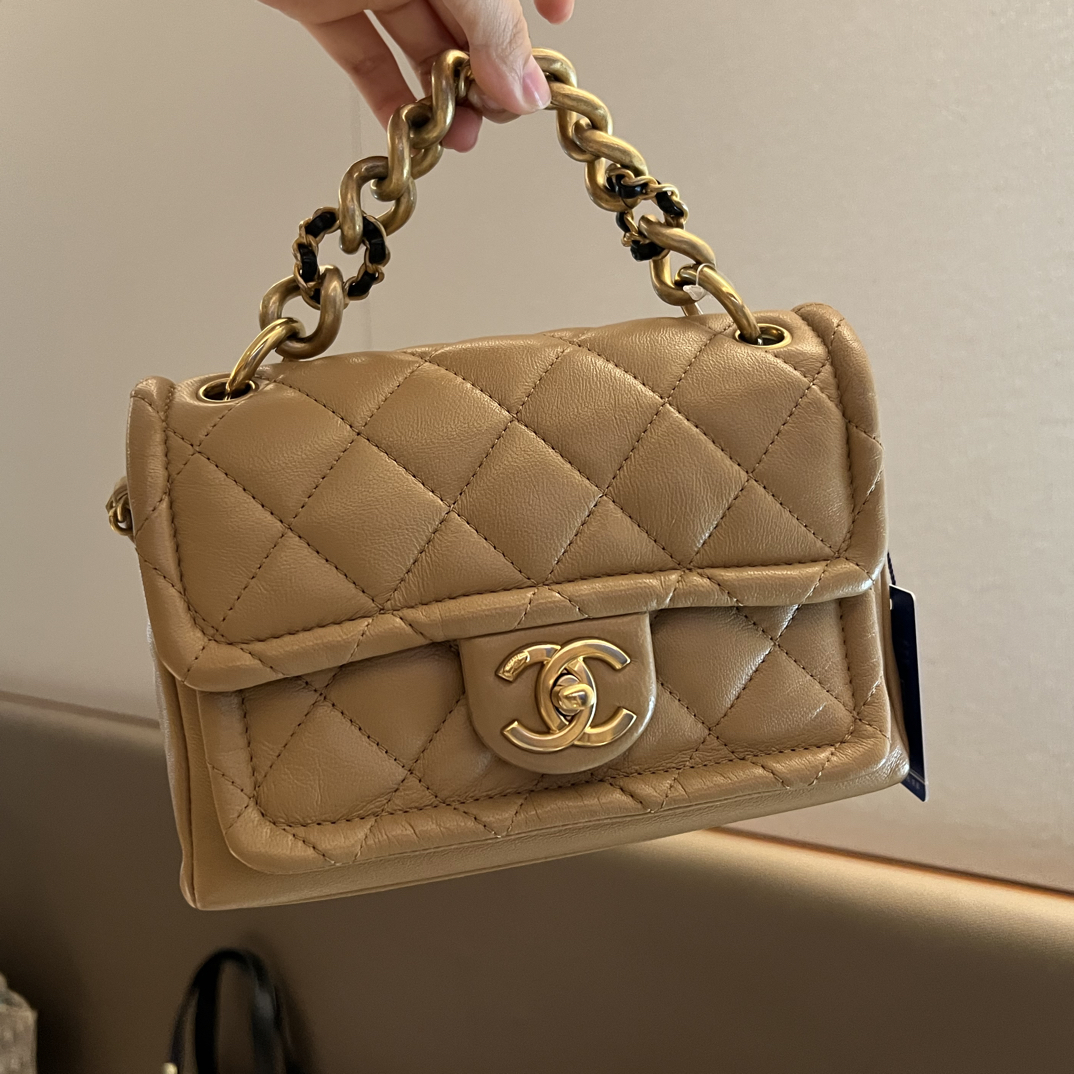 95新 Chanel/香奈儿 包展专属 香奈儿豆腐包卡其色