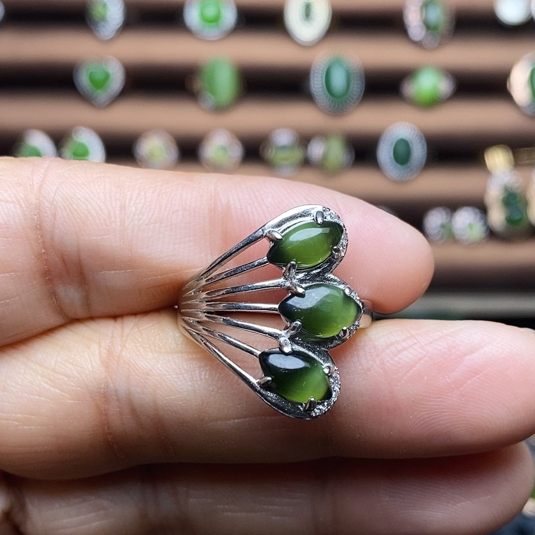 吊坠(不含链)银S925镶嵌和田玉（碧玉）戒指