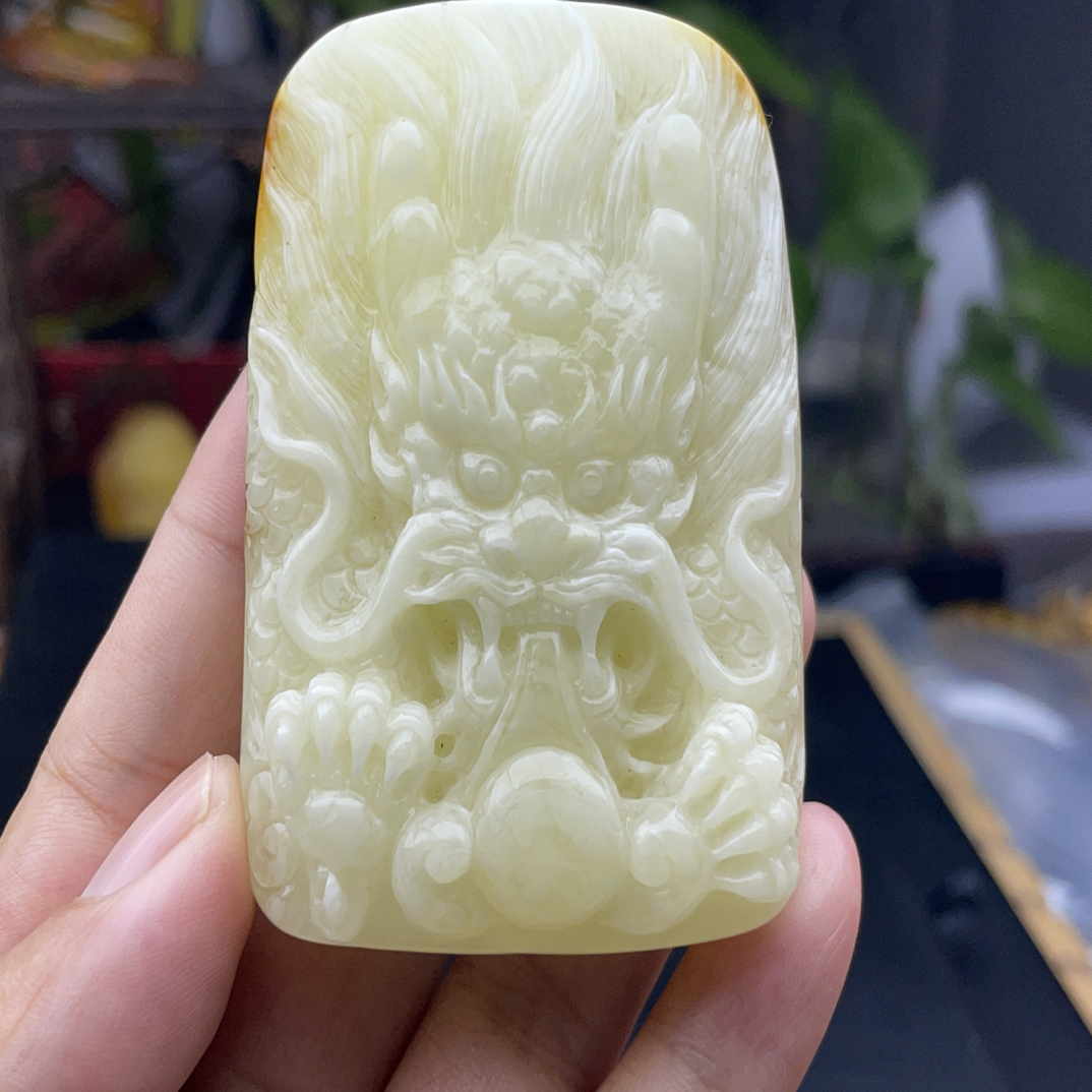 天然琥珀蜜蜡白蜜龙牌，43.9克