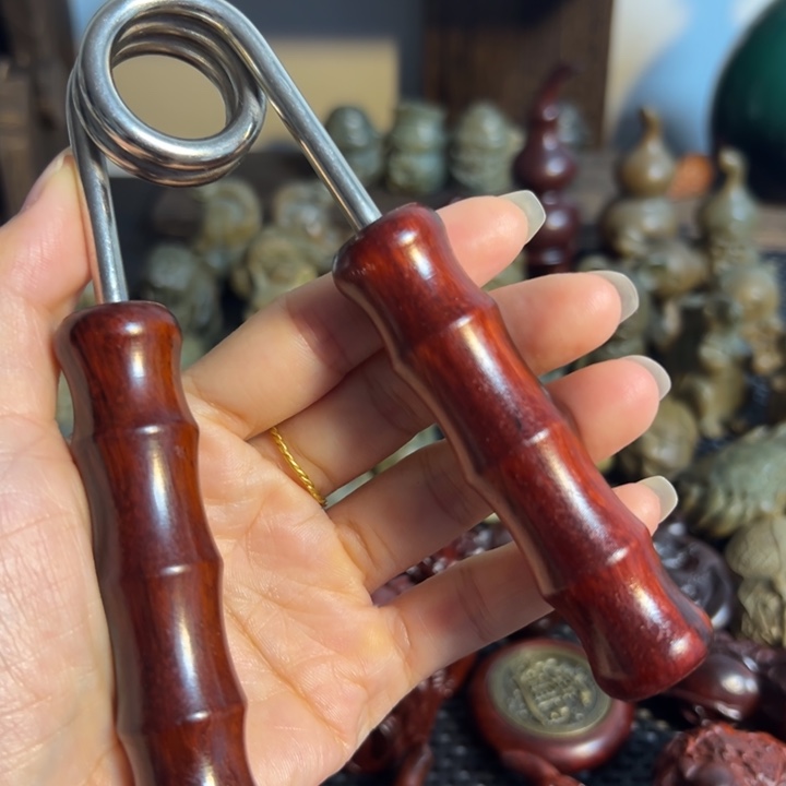 把件小叶紫檀握力器