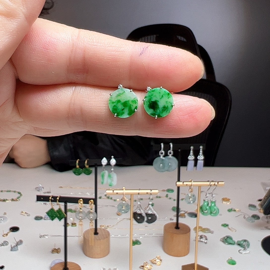 翡翠18K金镶嵌耳饰天然翡翠