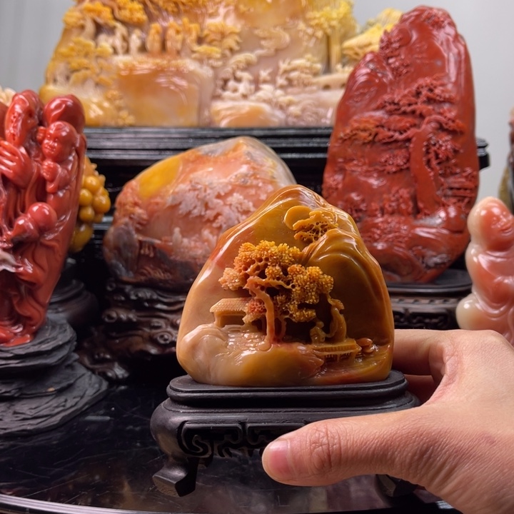 田黄石香山雅聚摆件