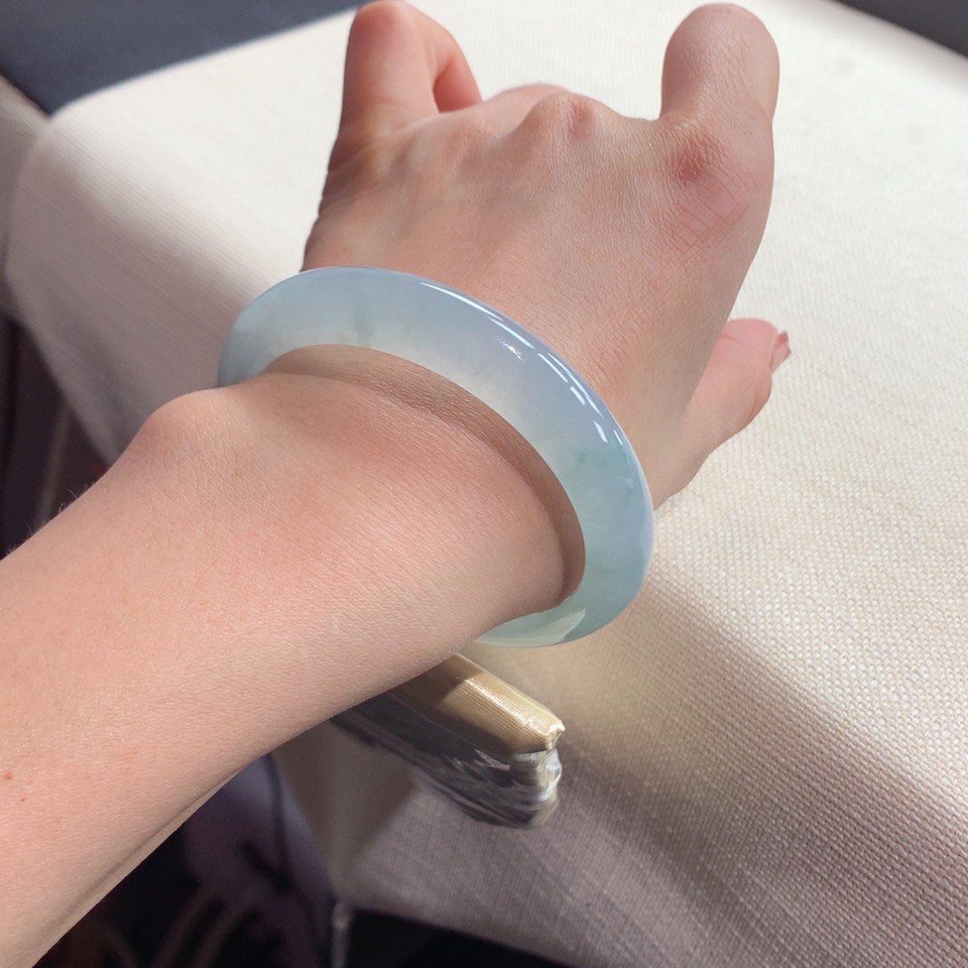 翡翠手镯未镶嵌21号