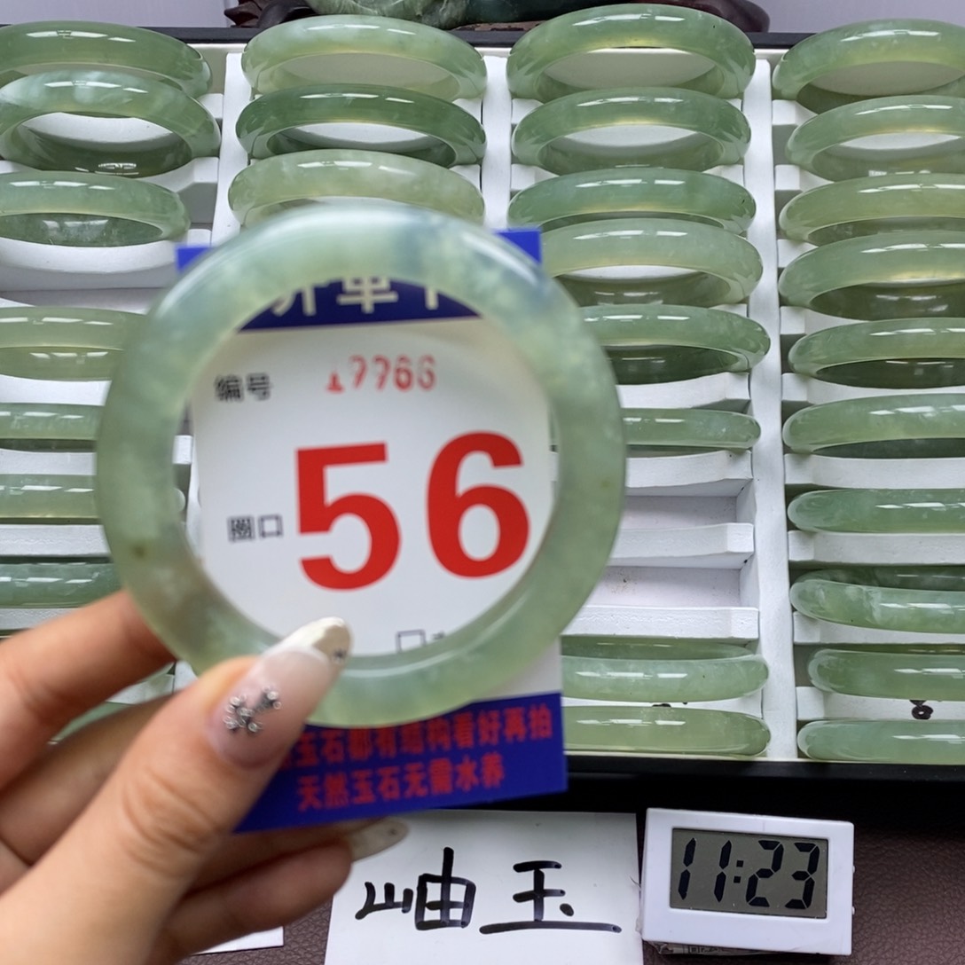 合金蛇纹石玉手镯