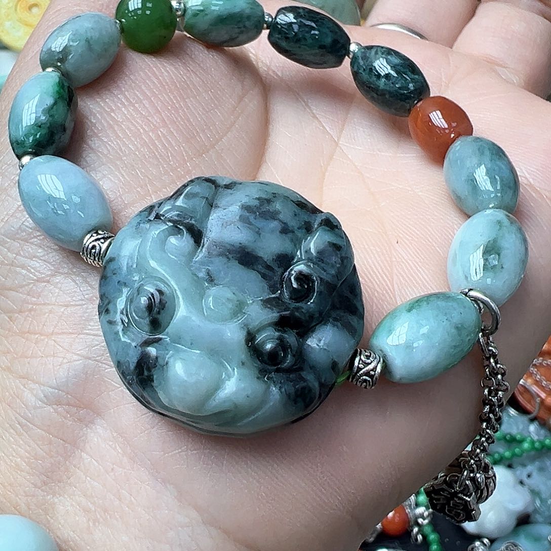 翡翠戒指未镶嵌炸