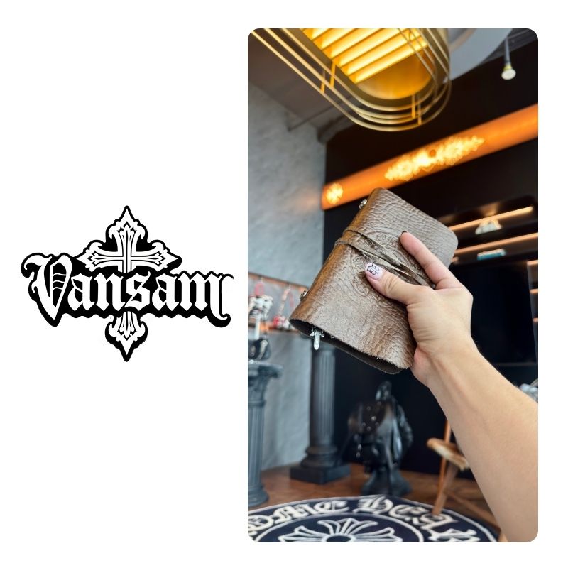 【护照包】十字花铆钉护照包旅行收纳神器真皮19*12cm